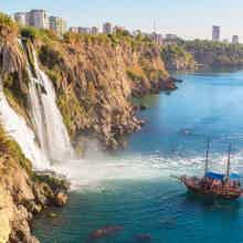 Прогулка на яхте к Дюденскому водопаду в Анталии Прогулка на яхте к Дюденскому водопаду в Анталии