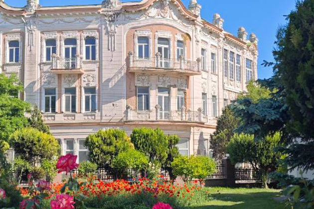 Деньги, город и купцы - 1