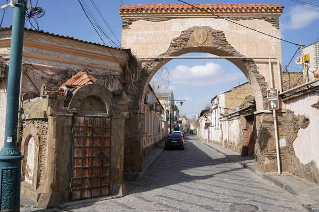 Про Евпаторию: улицы с историей - 12