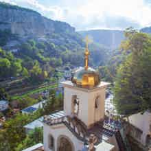Бахчисарай — столица Крымского ханства и пещерный город Чуфут-Кале