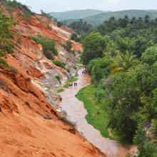 Весь Муйне за 5 часов: дюны, Ручей фей и башни Пошану