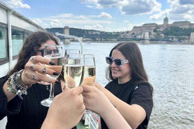 Круиз по Дунаю и PROSECCO без органичений - 1