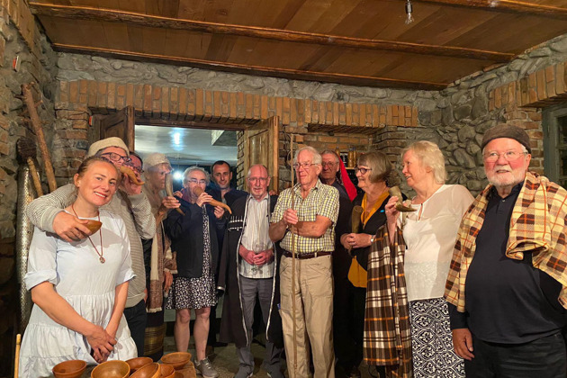 От лозы до тостов: Организованный Ртвели с традиционным застольем - 4