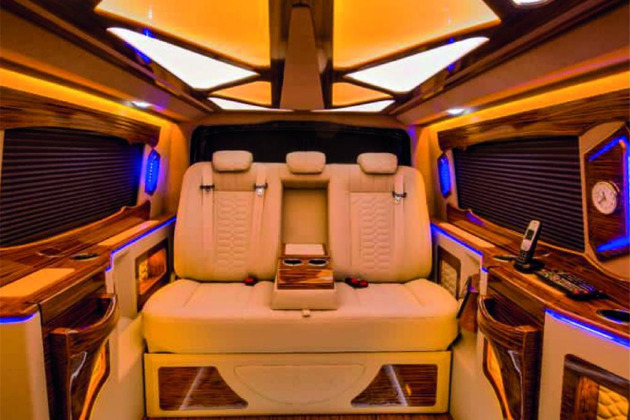 Аренда авто премиум-класса Mercedes Vito с личным водителем - 5