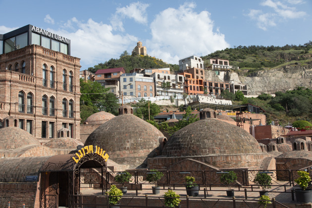 Старый Тбилиси с нового ракурса — пешком и на кораблике - 3