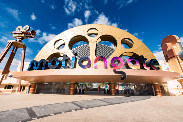 Тематические парки «MotionGate» и «Legoland» с посещением аквапарка - 1