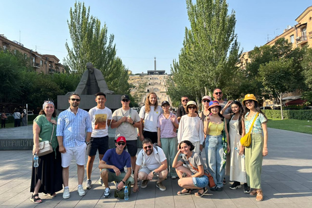 Групповая экскурсия в Армению: Ахпат, озеро Севан и Ереванский Каскад - 8