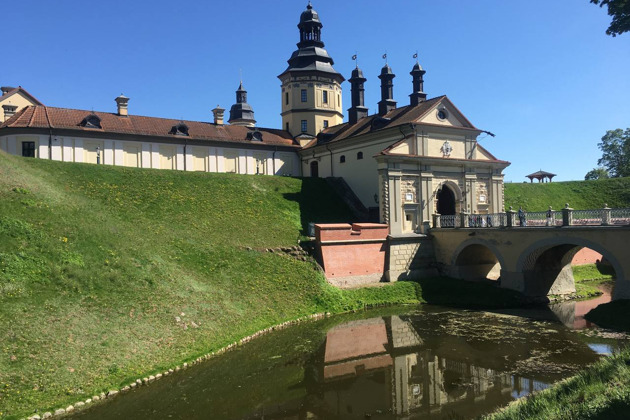 Трансфер из Минска к Мирскому и Несвижскому замкам и обратно - 1