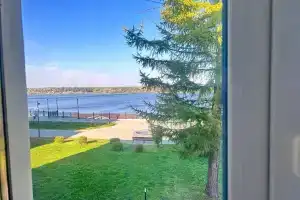 Апартаменты «Двухкомнатные на Волжском Бульваре с видом на Волгу», Кинешма
