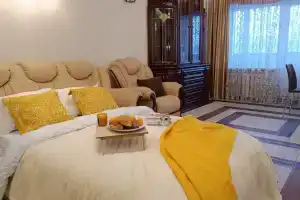 Апартаменты «3к квартира на 8 гостей», Новосибирск