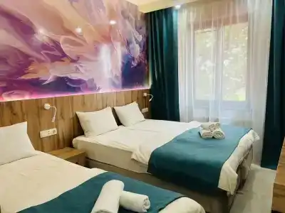Турист - 0