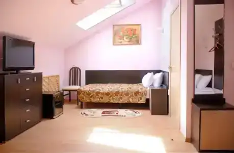 Вознесенская - 32