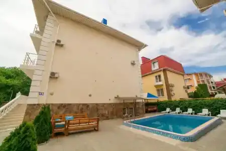 Жемчужина - 8