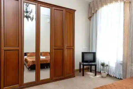 ель «Heart Тверская - 3