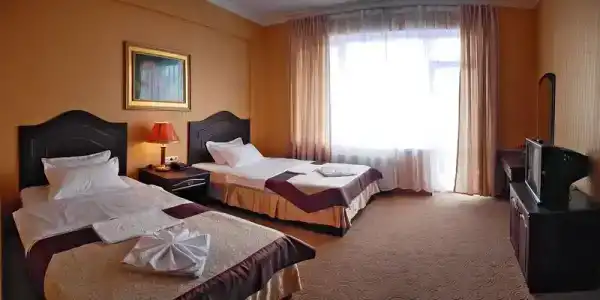 Бартон Парк - 100