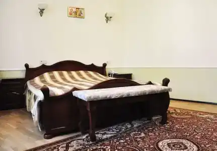 Таврическая - 120