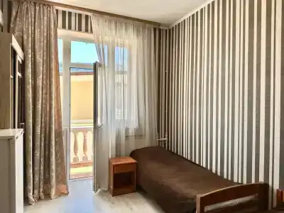 Rayskiy Ugolok Guest House - 5