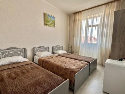 Rayskiy Ugolok Guest House - 8