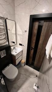 Rayskiy Ugolok Guest House - 42