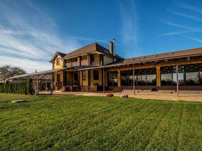 База отдыха и рыбалки Царские хоромы - 0