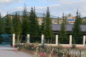 Гостиница «Бакыт», Чолпон-Ата