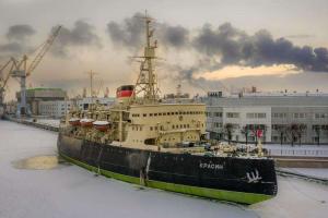 Апартаменты «Дворики Петра на Васильевском Острове»