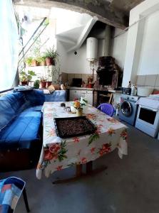 Гостевой дом у подножия Генуэзской крепости - 1