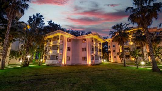 Utopia Resort & Residence - 3