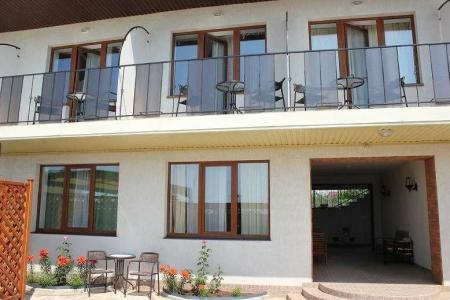 Приморская - 1