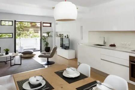 Urban Stripes Athens - 137