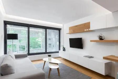 Urban Stripes Athens - 109