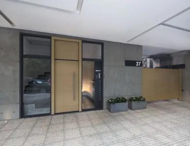 Urban Stripes Athens - 12