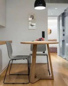 Urban Stripes Athens - 113