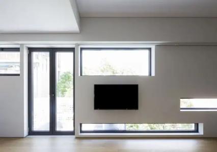 Urban Stripes Athens - 6