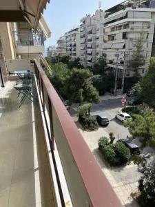 Peaceful Apartment by Flisvos Marina - Athenian Home - 15