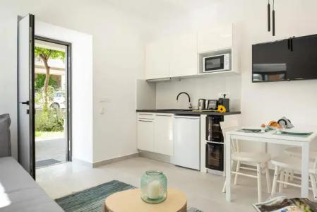 Cozy Corner Luxury - 36