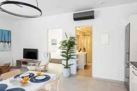 Cozy Corner Luxury - 60