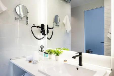 Cozy Corner Luxury - 9