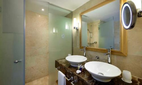 Grand Palladium Palace Resort Spa & Casino - 101