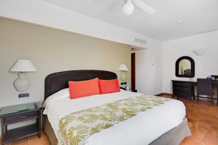 Catalonia Bavaro Beach Golf & Casino Resort - 5