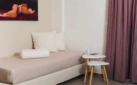 Mirage Studios - 178