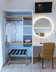 Mirage Studios - 101