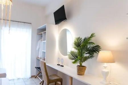 Mirage Studios - 166