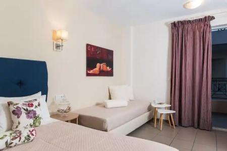 Mirage Studios - 147