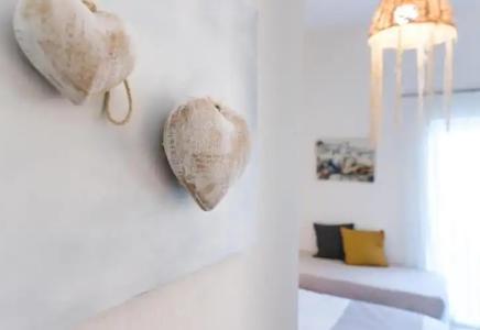 Mirage Studios - 133