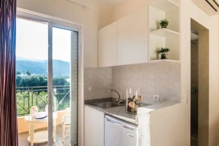 Mirage Studios - 201