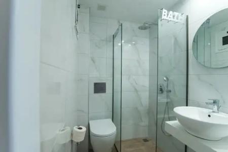 Mirage Studios - 176