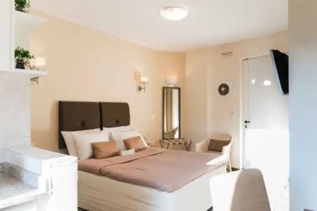 Mirage Studios - 190