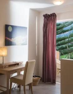 Mirage Studios - 183