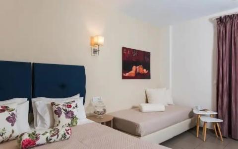 Mirage Studios - 180